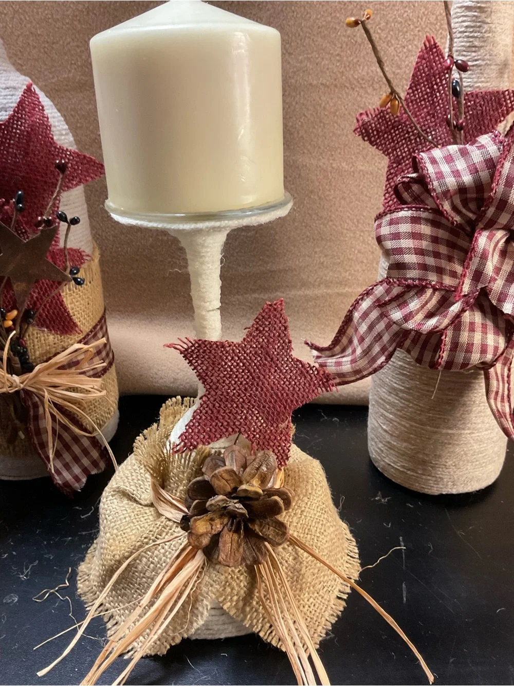 Rustic Red Star Burlap Table Décor Set.  Perfect for fall decor. Inv 564